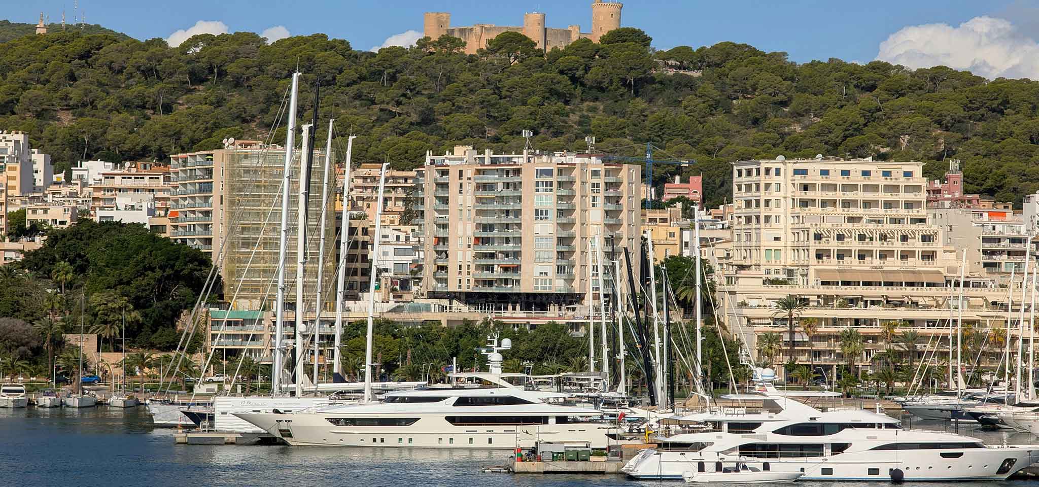 Salón Náutico de Palma 2026: Guía para Alquiler de Barcos en Mallorca